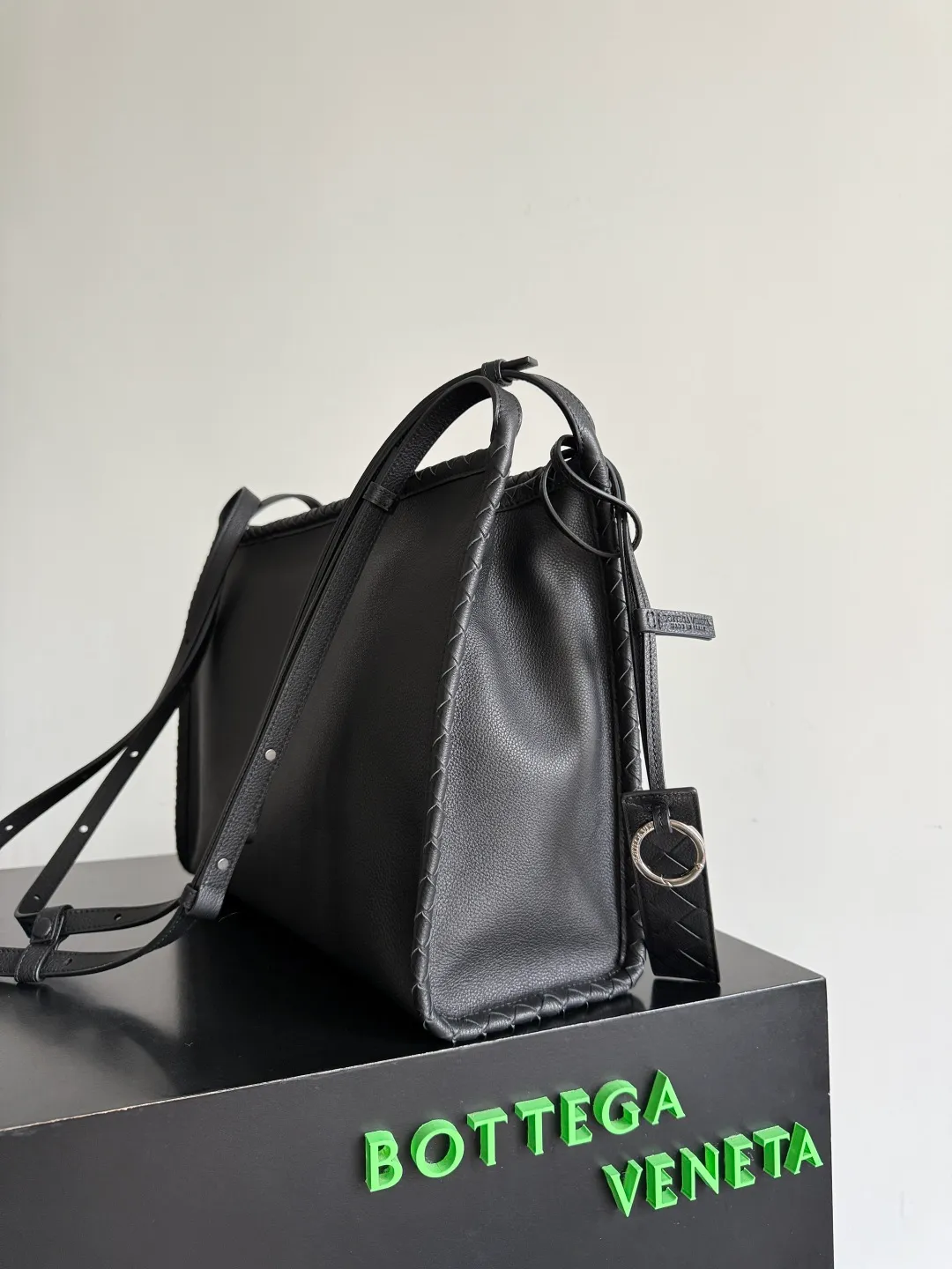 All categories 💚 Top version men’s bags 💚 BV 2026 official website new BV crossbody bag